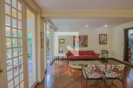 Sala Estar de casa para alugar com 4 quartos, 380m² em Butantã, São Paulo