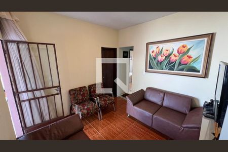 Sala de casa à venda com 4 quartos, 166m² em São Francisco, Belo Horizonte