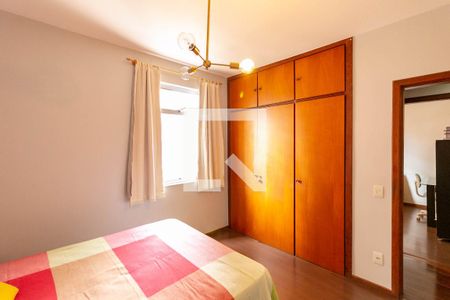 Quarto Suíte de apartamento para alugar com 2 quartos, 72m² em Funcionários, Belo Horizonte
