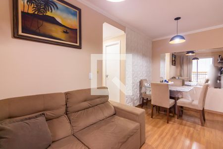 Sala  de apartamento para alugar com 2 quartos, 56m² em Vila Osasco, Osasco