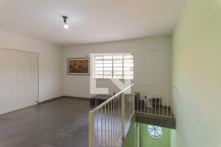 Sala de casa para alugar com 3 quartos, 199m² em Jardim Leonor, Campinas