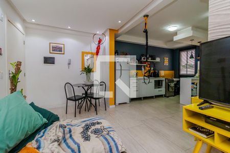 Sala de apartamento à venda com 2 quartos, 61m² em Vila Nova, Porto Alegre