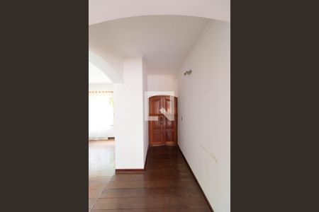 Sala de casa de condomínio para alugar com 4 quartos, 449m² em Jardim Chapadão, Campinas