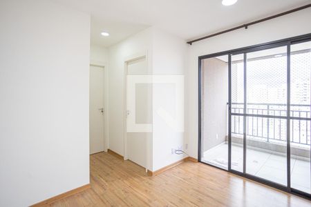 Sala de apartamento para alugar com 2 quartos, 48m² em Padroeira, Osasco