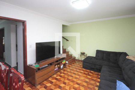 Sala de casa para alugar com 5 quartos, 130m² em Jardim Mimar, São Paulo