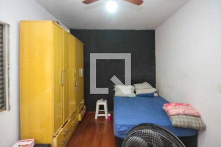 Quarto de casa para alugar com 5 quartos, 130m² em Jardim Mimar, São Paulo