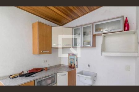 Casa à venda com 3 quartos, 90m² em Vila Metalurgica, Santo André
