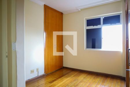 Quarto 1 de apartamento para alugar com 2 quartos, 70m² em Gutierrez, Belo Horizonte