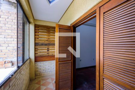 Sacada de casa à venda com 4 quartos, 100m² em Espírito Santo, Porto Alegre
