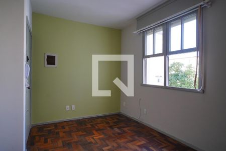 Sala de apartamento à venda com 3 quartos, 70m² em Santo Antônio, Porto Alegre