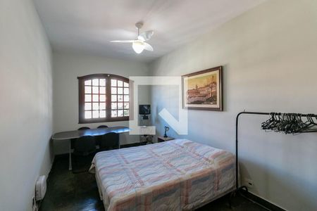 Quarto 1 de casa para alugar com 6 quartos, 352m² em São Bento, Belo Horizonte