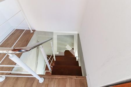 Escada de apartamento à venda com 2 quartos, 90m² em Jardim Vazani, São Paulo