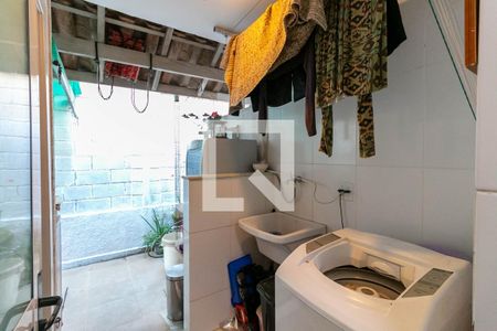 Cozinha e Área de Serviço de casa de condomínio à venda com 3 quartos, 110m² em Buritis, Belo Horizonte