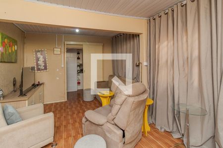 Sala de casa à venda com 2 quartos, 100m² em Rubem Berta, Porto Alegre