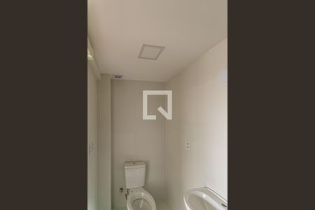 Banheiro de apartamento à venda com 1 quarto, 89m² em Partenon, Porto Alegre