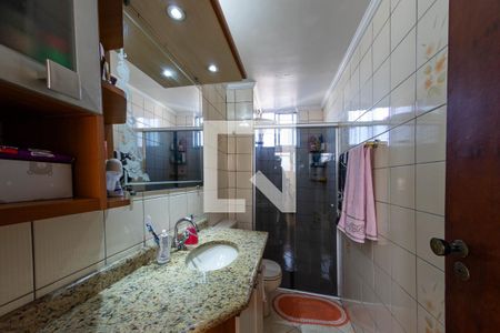 Banheiro de apartamento para alugar com 2 quartos, 46m² em Conjunto Habitacional Teotonio Vilela, São Paulo