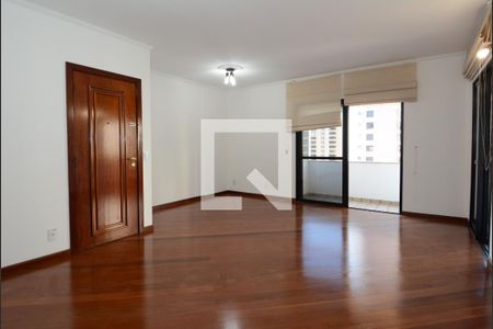Sala de apartamento para alugar com 4 quartos, 156m² em Cambuí, Campinas