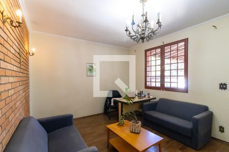 Sala de casa para alugar com 6 quartos, 300m² em Jardim Planalto, Campinas