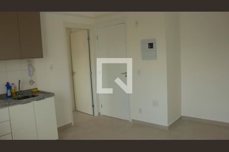 Sala e cozinha de apartamento para alugar com 2 quartos, 35m² em Sé, São Paulo
