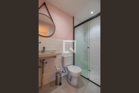 Banheiro Social de apartamento à venda com 2 quartos, 62m² em Melville Empresarial Ii, Barueri