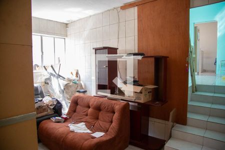 Quarto de casa para alugar com 1 quarto, 40m² em Vila Yara, Osasco