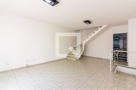 Sala  de casa à venda com 3 quartos, 128m² em Umuarama, Osasco