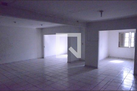 Sala de casa para alugar com 3 quartos, 249m² em Km 18, Osasco