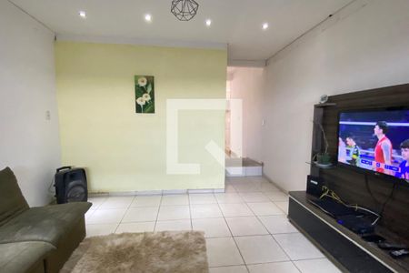 Sala de casa à venda com 4 quartos, 126m² em Vila Barros, Barueri