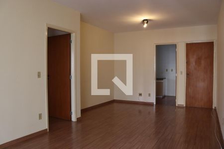 Sala de apartamento para alugar com 3 quartos, 92m² em Vila Itapura, Campinas