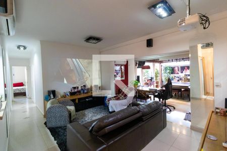 Sala de TV de apartamento para alugar com 3 quartos, 234m² em Vila Brandina, Campinas