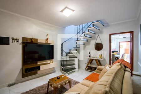 Sala de casa para alugar com 2 quartos, 123m² em Vila Bastos, Santo André