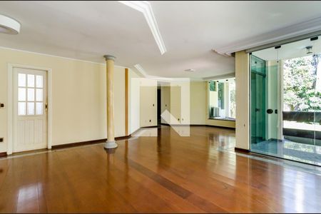 Sala de casa para alugar com 4 quartos, 495m² em Alto de Pinheiros, São Paulo