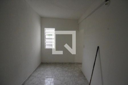 Quarto 02 de casa para alugar com 2 quartos, 70m² em Vila California, São Paulo