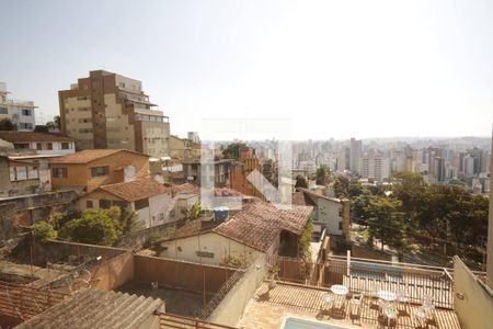 Vista da Sala de casa à venda com 4 quartos, 690m² em São Lucas, Belo Horizonte