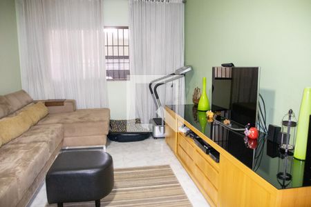 Sala de casa à venda com 3 quartos, 211m² em Parque Novo Mundo, São Paulo