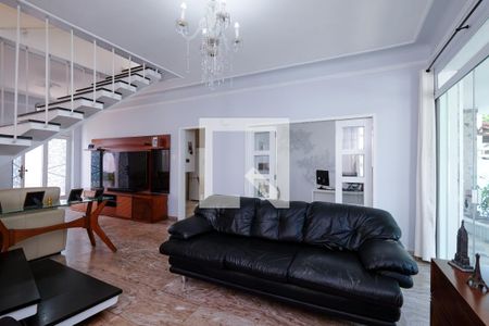 Sala de casa à venda com 4 quartos, 230m² em Tijuca, Rio de Janeiro