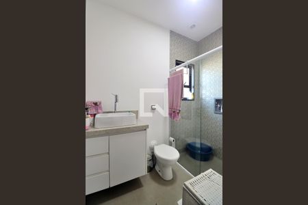 Banheiro do Quarto 1 - Suíte de casa à venda com 4 quartos, 257m² em Jardim Santo Antônio, Santo André