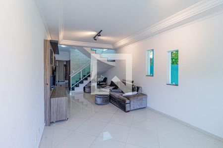 Sala de casa à venda com 3 quartos, 250m² em Presidente Altino, Osasco