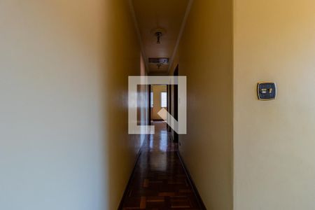 Corredor de casa à venda com 3 quartos, 139m² em Jardim Vazani, São Paulo