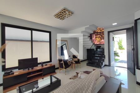 Sala de Estar e Jantar de casa de condomínio para alugar com 3 quartos, 250m² em Swiss Park, Campinas