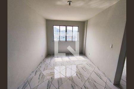 Sala de apartamento para alugar com 2 quartos, 60m² em Quintino Bocaiuva, Rio de Janeiro