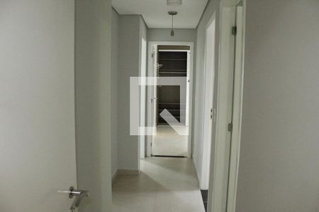 Corredor de acesso aos dormitórios de apartamento à venda com 3 quartos, 106m² em Santo Antônio, São Caetano do Sul