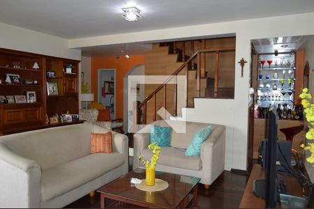 Sala de casa para alugar com 4 quartos, 235m² em Anil, Rio de Janeiro