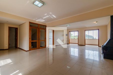 Sala de casa para alugar com 3 quartos, 330m² em Teresópolis, Porto Alegre