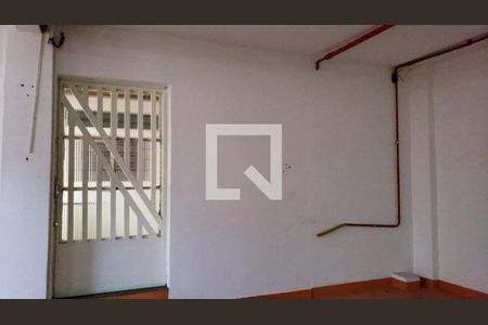 Casa para alugar com 6 quartos, 320m² em Água Branca, São Paulo