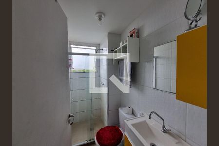 Banheiro social  de apartamento para alugar com 2 quartos, 45m² em Piedade, Rio de Janeiro