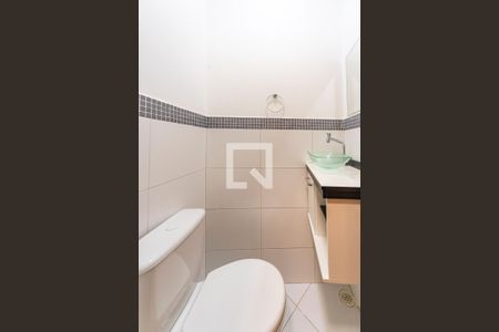 Lavabo de casa para alugar com 2 quartos, 120m² em Vila Pires, Santo André
