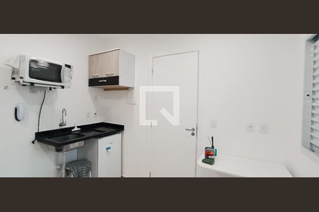 Quarto/Cozinha de casa para alugar com 1 quarto, 15m² em Bom Retiro, São Paulo
