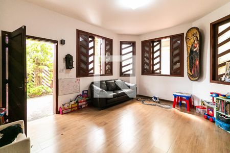 Sala 1 de casa à venda com 7 quartos, 470m² em Castelo, Belo Horizonte