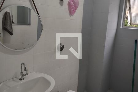 Banheiro de apartamento à venda com 1 quarto, 74m² em Santo Antônio, São Caetano do Sul